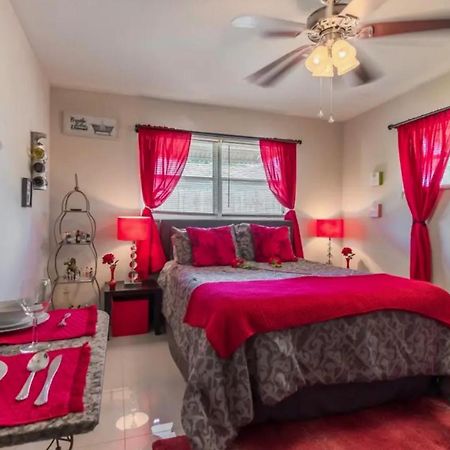 Sherry'S Place Home & Apartments Дейния Бийч Екстериор снимка